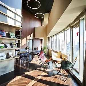 Hostel &and Hommachi East, Osaka
